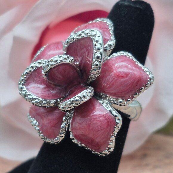 Silver Tone & Pink Enamel Large Statement Flower Ring Size 7 Fashion Cocktail - Picture 6 of 8